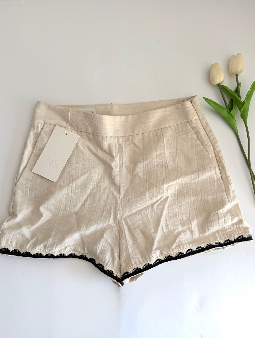 Zara Cream Women’s Shorts with Black Scallop Trim